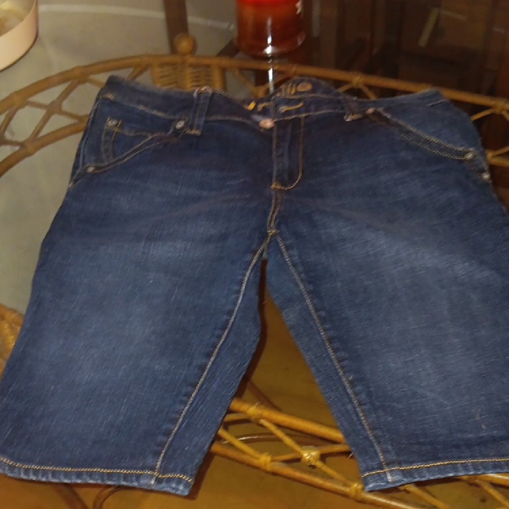 Nollie Size 11 Dark Blu Women's Bermuda Cut.